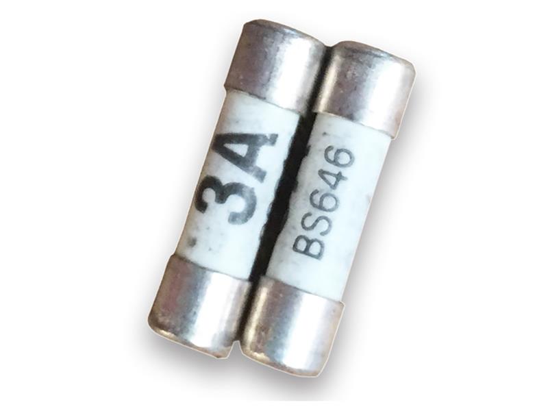 BS646 Fuses 3 Amp x 2 SM3/2NB