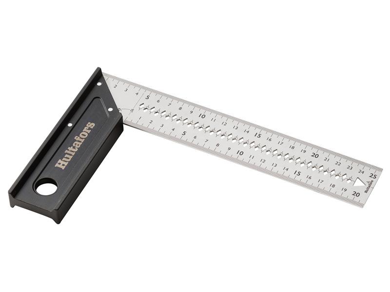 S25P Square Professional 25cm