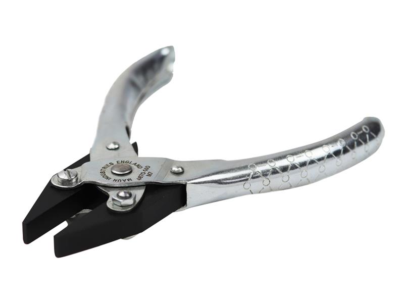 Flat Nose Pliers, Smooth Jaws 140mm